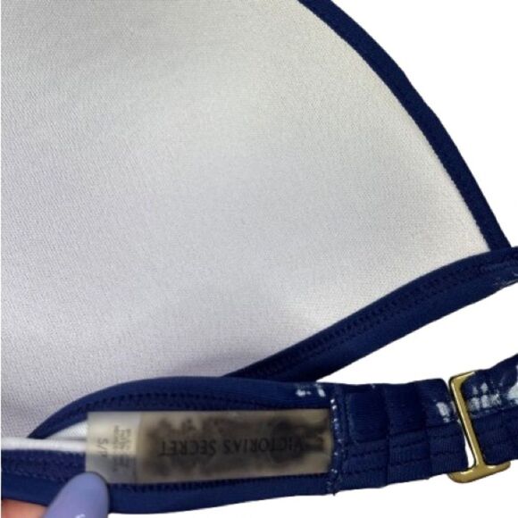 Victoria’s Secret Halter Padded Push Up Swimsuit Top - Picture 5 of 5